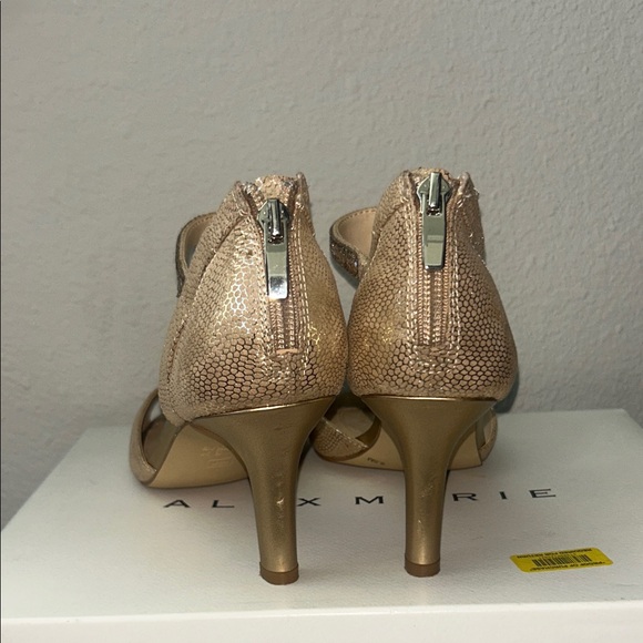Alex Marie Shimmering Gold Heels - Picture 4 of 9